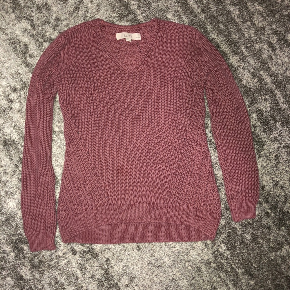 💖 Beautiful LOFT Muave Sweater💖